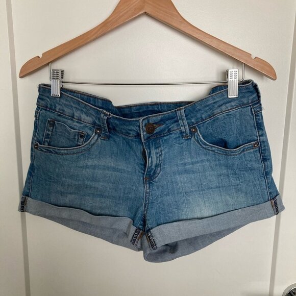 STRADIVARIUS Sz 6 Jeans Shorts Distressed Stretch - Picture 6 of 8
